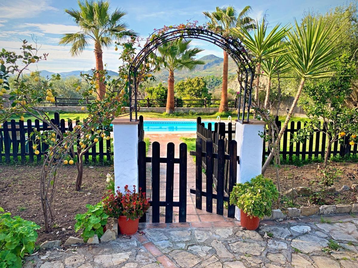 Villa Vivelorural Casa Y Piscina En Zahara De La Sierra Esterno foto